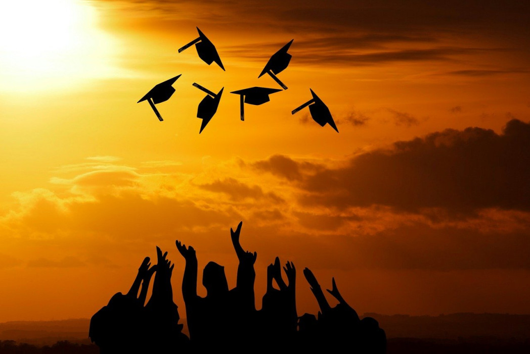 graduation cap throw