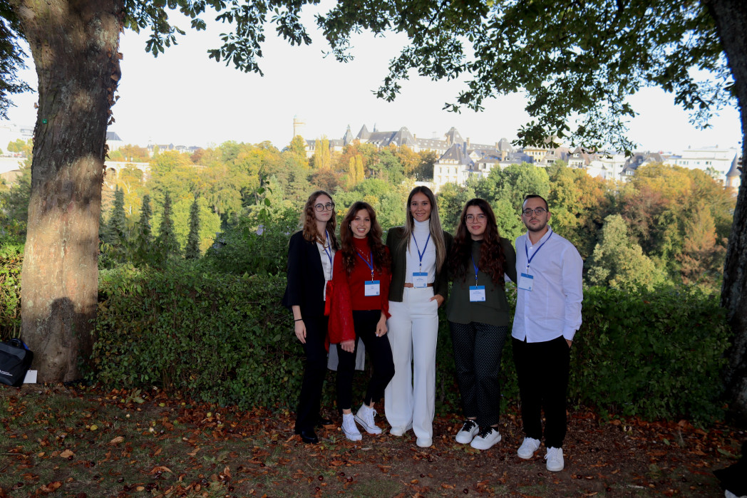 Giusy Cupo (seconda da sinistra) durante il training in Lussemburgo. 