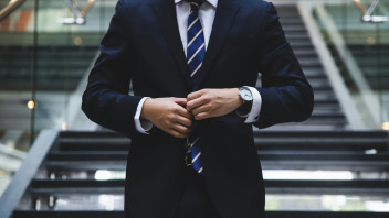 The relevance of CEO identity for family firms’ brand importance