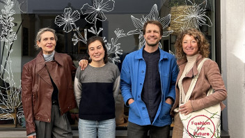 Zuerst flicken wir unsere Kleidung, dann das System