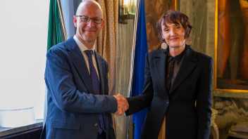 Incontro con il Commissariato del Governo. Rafforzare la collaborazione 