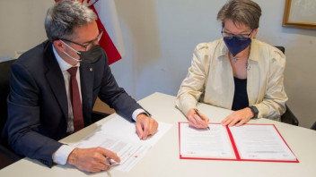 Abkommen zu Landespraktika für Studierende der unibz verlängert