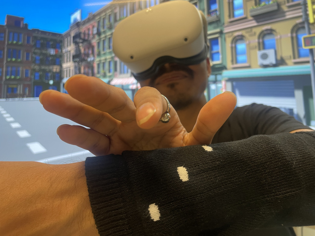 La fascia realizzata dai ricercatori di unibz per la navigazione in ambiente virtuale.