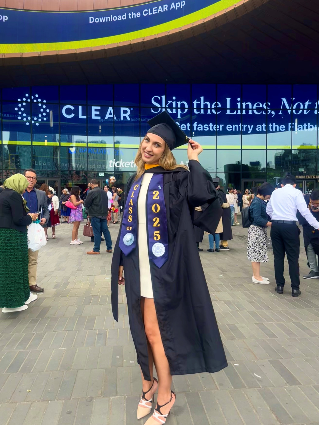 Alessia Savegnago alla laurea a New York.