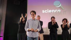 Science Slam Bozen: Bühne frei für die Wissenschaft!