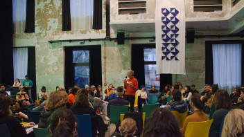 Il potere nella trasformazione. DDcon La conferenza che fonde Design e attivismo