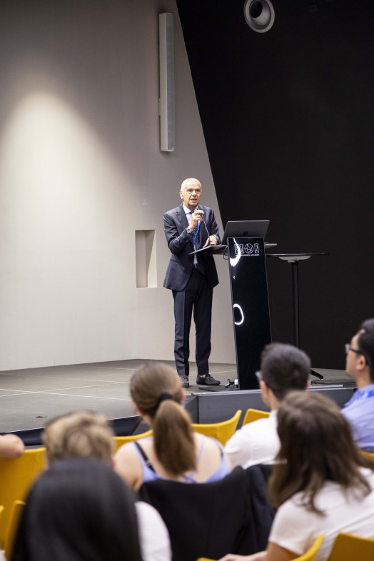 Il prof. Marco Gobbetti, organizzatore del Simposio.